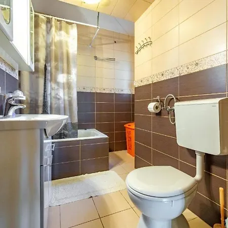 Holiday home 4679-2 For 10 Pers In *